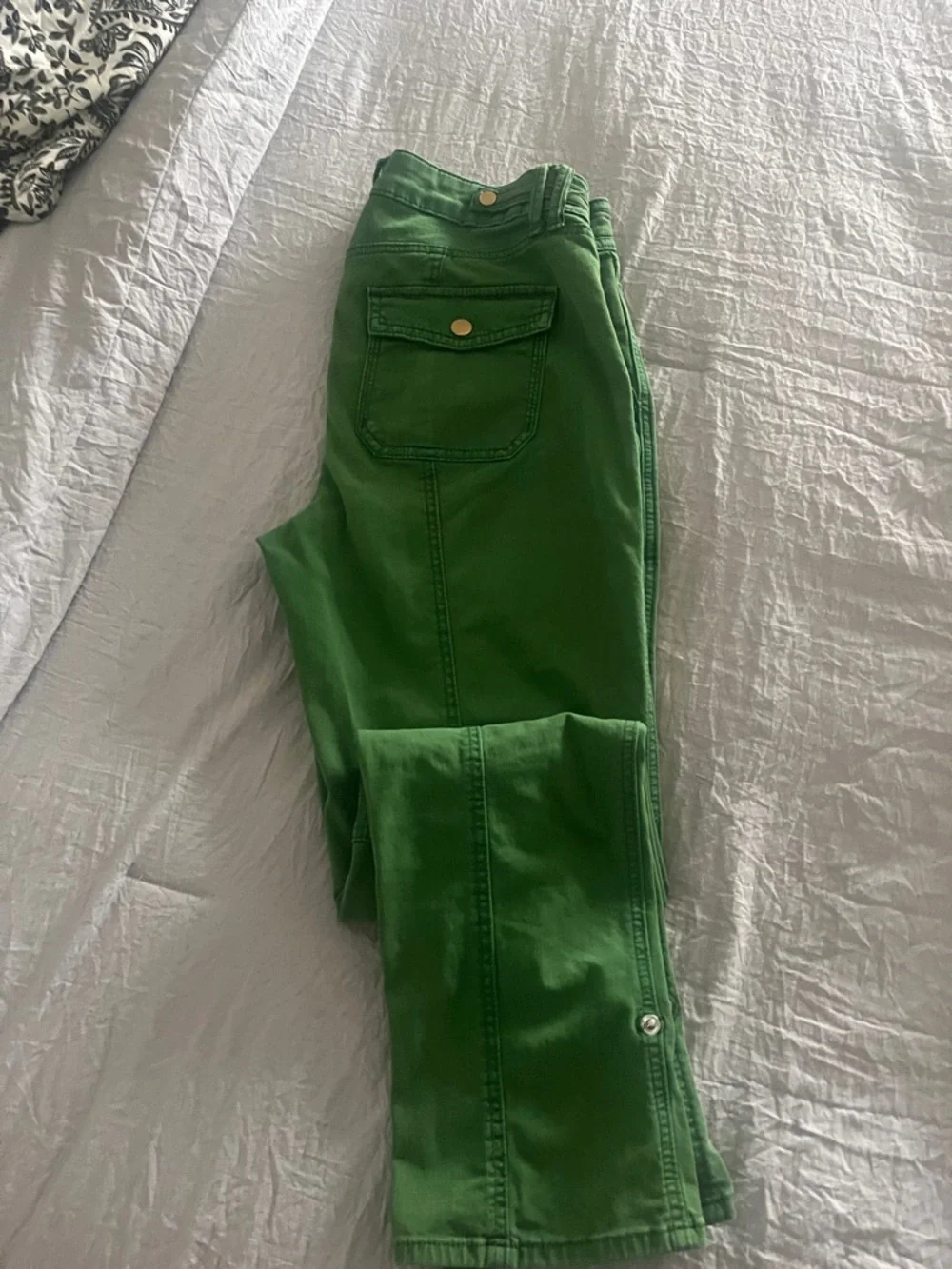 White House Black Market Green Straight Leg Pants - Picture 2 of 2